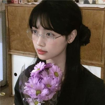 八月夜与雾海报